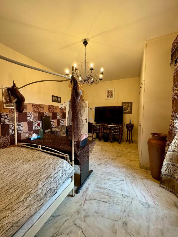 Bed and Breakfast La Demeure D'Iris Bougival Exterior foto