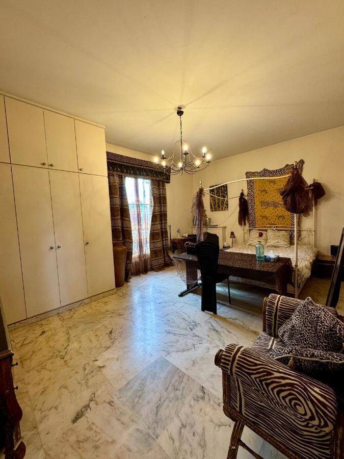Bed and Breakfast La Demeure D'Iris Bougival Exterior foto