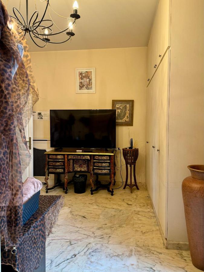 Bed and Breakfast La Demeure D'Iris Bougival Exterior foto